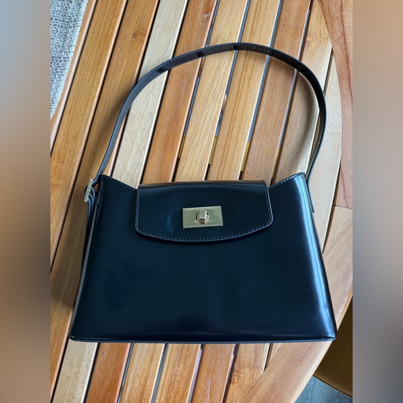 J.Crew Edie shoulder bag in Italian leather NWT - Picture 3 of 8